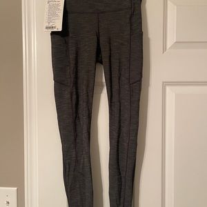 LuLulemon Speed Up MR Tight 28”